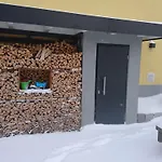 Mit Wallbox By Interhome
